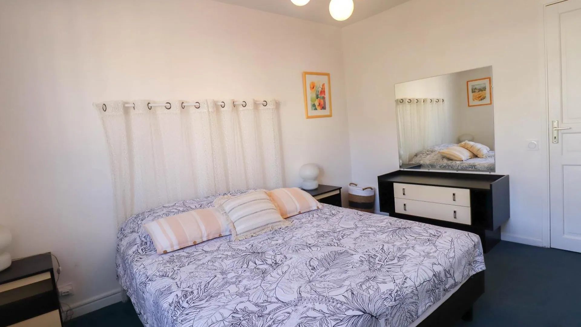Grand 3 Pieces Avec Vue Mer Nice France