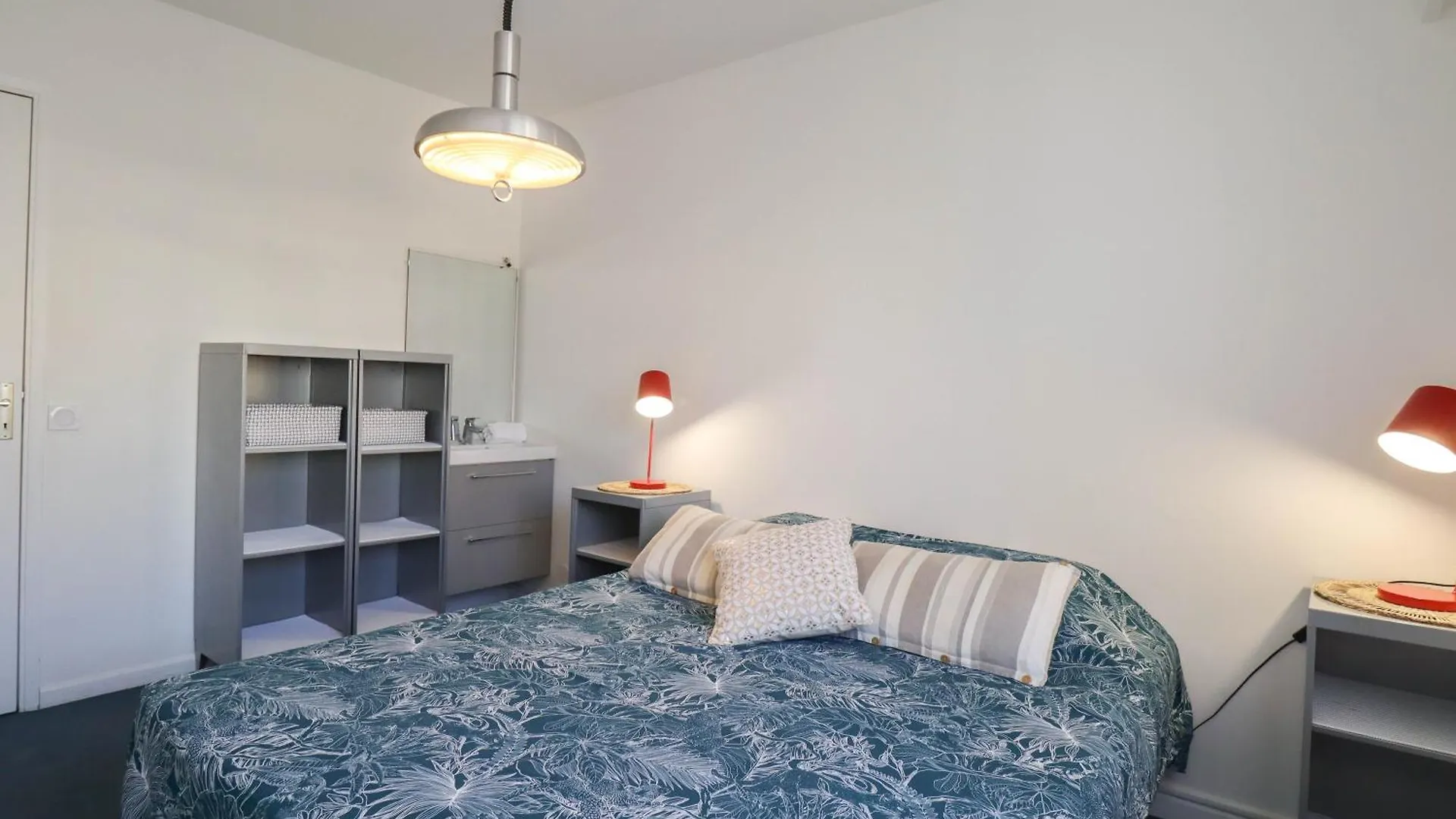 Grand 3 Pieces Avec Vue Mer Nice 0*,  France